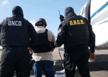 Tres dominicanos extraditados a Estados Unidos por la PGR