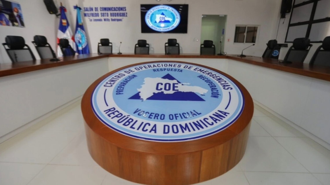 COE mantiene 19 provincias en alerta ante incidencia de vaguada